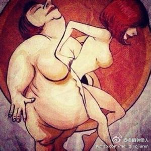 戴围巾的文艺男生头像图片_WWW.WHOISQQ.COM