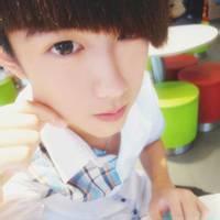 头像图片男生打坐_WWW.WHOISQQ.COM