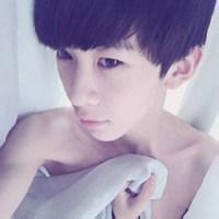 qq头像图片超吊男生抽烟_WWW.WHOISQQ.COM