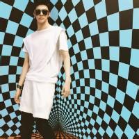 qq头像图片男生背影超帅_WWW.WHOISQQ.COM