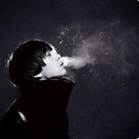 qq男生黑灰头像图片_WWW.WHOISQQ.COM