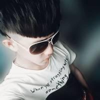 qq头像图片墨镜男生全图_WWW.WHOISQQ.COM