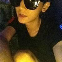 2015qq男生成熟头像图片_WWW.WHOISQQ.COM