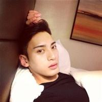 qq男生下雪头像图片_WWW.WHOISQQ.COM