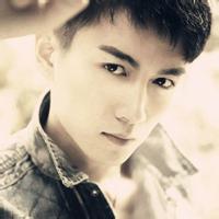 男生霸气潇洒头像图片_WWW.WHOISQQ.COM