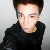 手机版陌陌男生头像图片_WWW.WHOISQQ.COM