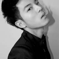qq闪头像图片男生2014黑白_WWW.WHOISQQ.COM