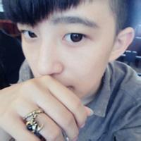 qq男生齐刘海头像图片_WWW.WHOISQQ.COM