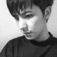 qq头像图片卡通抽烟男生_WWW.WHOISQQ.COM