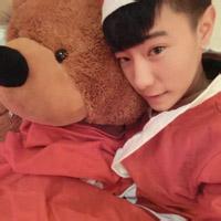 头像图片男生 暗色_WWW.WHOISQQ.COM
