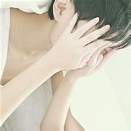 看书的男生头像图片_WWW.WHOISQQ.COM