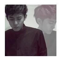 qq头像图片双影男生带框_WWW.WHOISQQ.COM