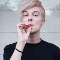 三张男生头像图片_WWW.WHOISQQ.COM