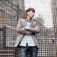 男生牛仔衫欧美头像图片_WWW.WHOISQQ.COM