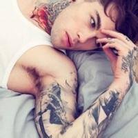 男生花臂qq头像图片_WWW.WHOISQQ.COM
