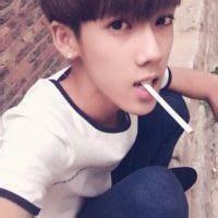 傲慢的男生头像图片_WWW.WHOISQQ.COM