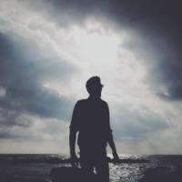 qq头像图片青苹果学院男生_WWW.WHOISQQ.COM