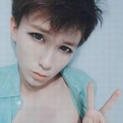 qq撅嘴男生头像图片_WWW.WHOISQQ.COM