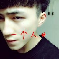 男生带笑容的头像图片_WWW.WHOISQQ.COM