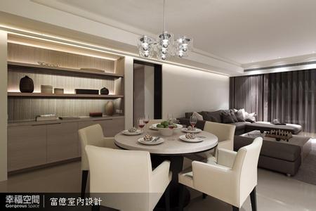 百看不腻的男生头像图片_WWW.WHOISQQ.COM