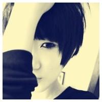 qq头像图片明星男生许嵩_WWW.WHOISQQ.COM