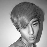 qq头像图片男生诉说青春的_WWW.WHOISQQ.COM