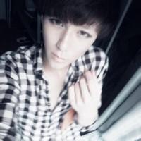 qq头像图片男生诉说青春的_WWW.WHOISQQ.COM