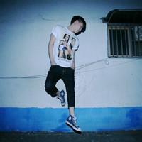 qq头像图片男生t_WWW.WHOISQQ.COM