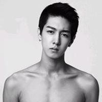 qq头像图片 黑白男生时尚_WWW.WHOISQQ.COM