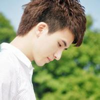 文艺小清新男生头像图片_WWW.WHOISQQ.COM