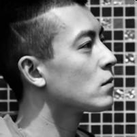 qq头像图片男生瓶子的_WWW.WHOISQQ.COM