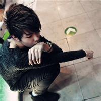 qq头像图片男生纠结_WWW.WHOISQQ.COM