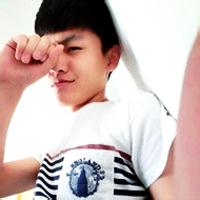 撕脸的男生头像图片_WWW.WHOISQQ.COM