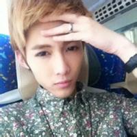 2014带纹身的男生头像图片_WWW.WHOISQQ.COM