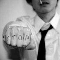 qq头像图片男生伤_WWW.WHOISQQ.COM