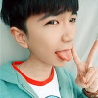 墨镜原宿风男生头像图片_WWW.WHOISQQ.COM