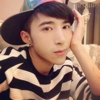 男生戴帽子遮脸头像图片_WWW.WHOISQQ.COM