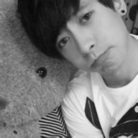 qq头像图片黑白男生可爱_WWW.WHOISQQ.COM