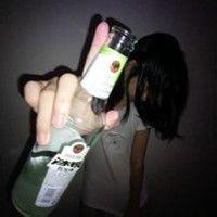 qq男生啤酒酒头像图片_WWW.WHOISQQ.COM