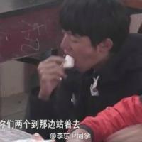 qq男生头像图片 高泽文_WWW.WHOISQQ.COM