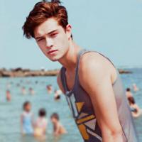 qq男生霸气头像图片肌肉男_WWW.WHOISQQ.COM