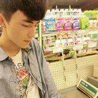 qq头像图片单眼皮男生_WWW.WHOISQQ.COM