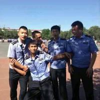qq头像图片男生游泳_WWW.WHOISQQ.COM