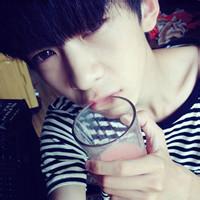 小可爱男生头像图片_WWW.WHOISQQ.COM