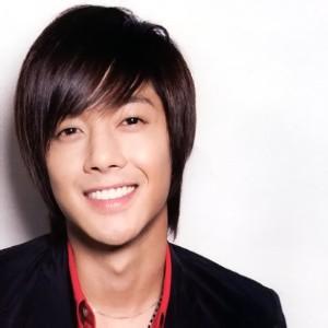 qq头像图片男生橙色_WWW.WHOISQQ.COM