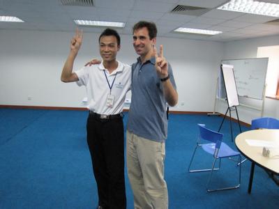 qq头像图片大龄男生_WWW.WHOISQQ.COM