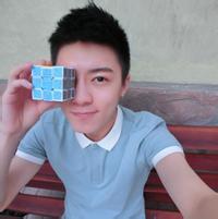 qq男生露半身的头像图片_WWW.WHOISQQ.COM