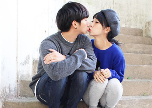 qq网名有特殊符号女生_WWW.WHOISQQ.COM
