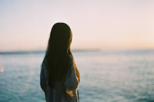 qq网名女生三个字_WWW.WHOISQQ.COM