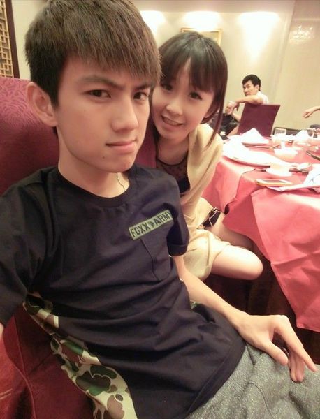 玫瑰有关qq女性网名_WWW.WHOISQQ.COM